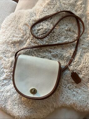 COACH Vintage Half Moon Bicolor Leather Shoulder Bag